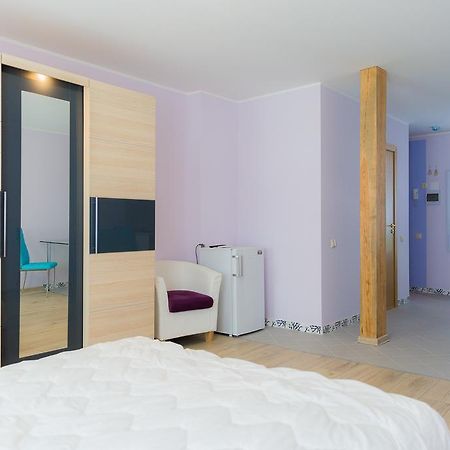 Ecolive Aparthotel 리가 외부 사진